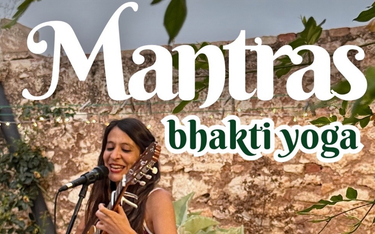 KIRTAN (YOGA CON MANTRAS)